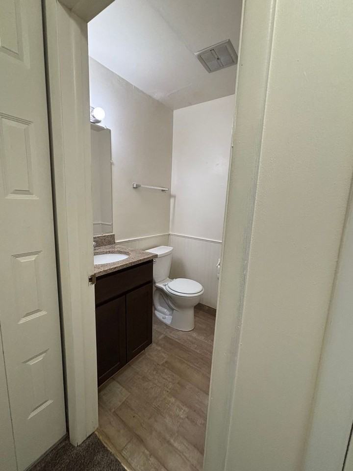 1823 1st Avenue - Photo 7 of 17