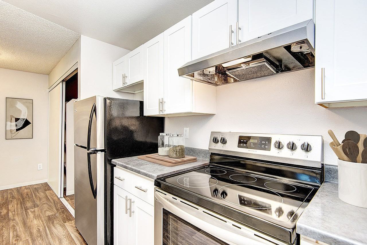 The Lakes - Photo 2 of 24