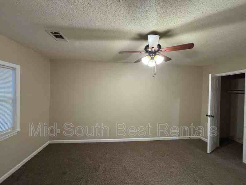 4024 Pine Cone Dr - Photo 7 of 11