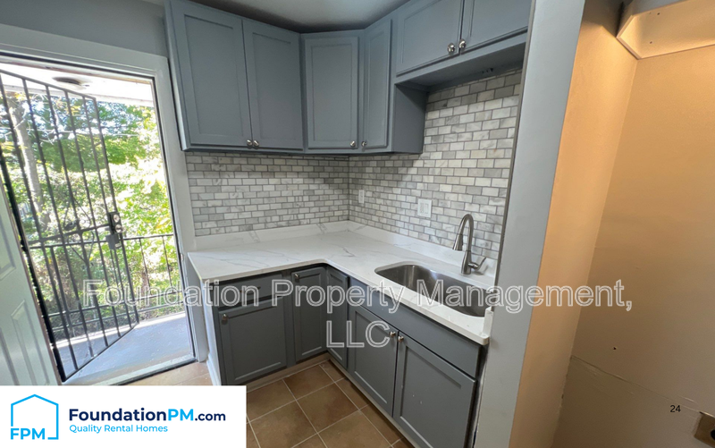 478 E Georgia Ave #12 - Photo 4 of 13