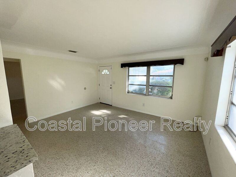 1711 31st Street South - Photo 5 of 22