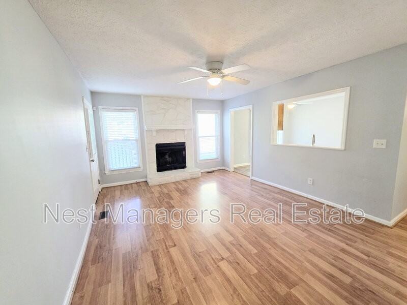 9598 Holbrook Ln - Photo 2 of 20