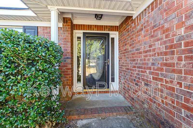 314 Taylor Circle - Photo 4 of 29