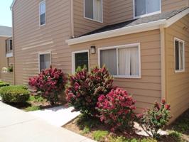 featured image of 1068 North Broadway