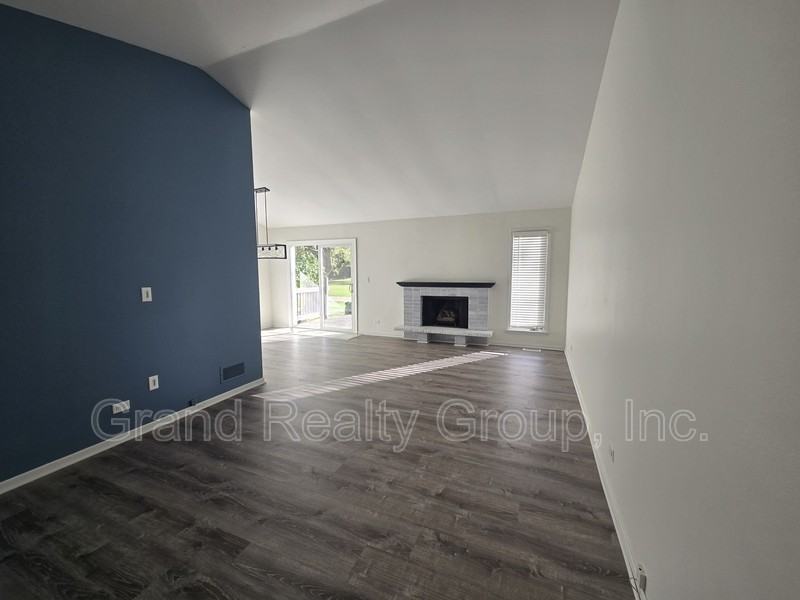 39875 Golf Lane - Photo 2 of 20