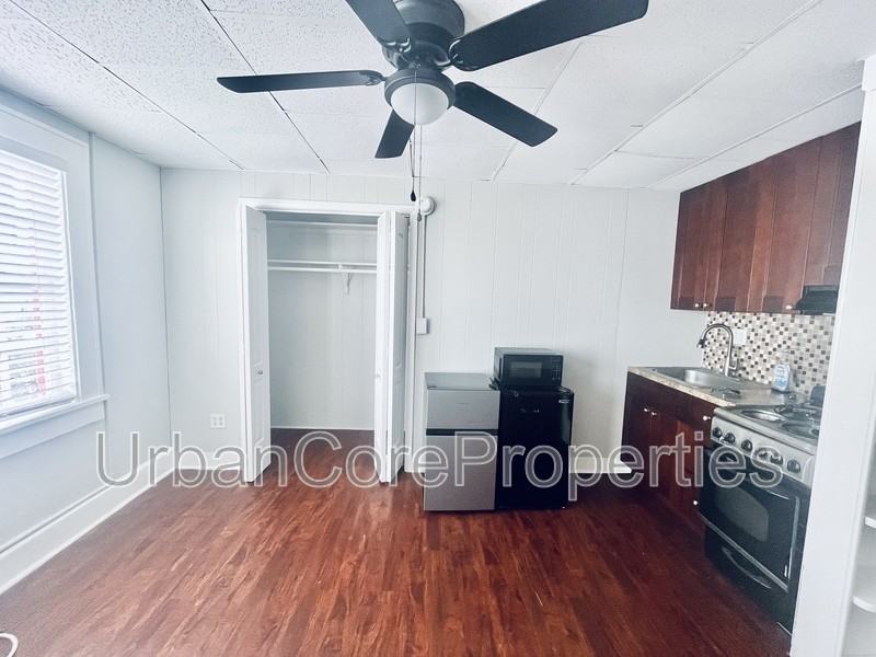 216 5th Ave N #303 - Photo 4 of 5