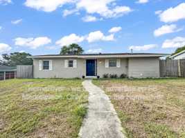 featured image of 7104 Spring Hill Dr