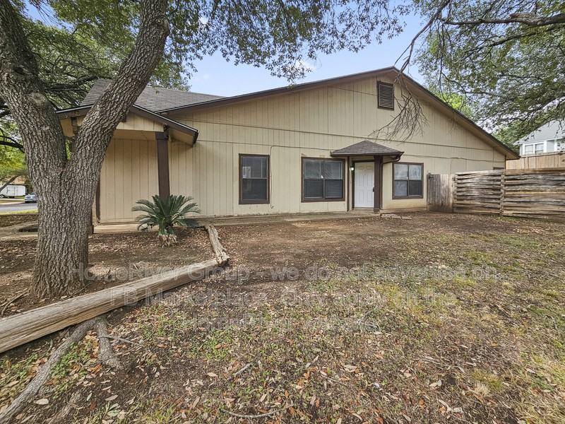 5451 Vista Crk - Photo 3 of 27