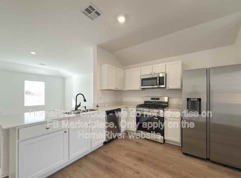 4016 Becky Ln - Photo 2 of 24