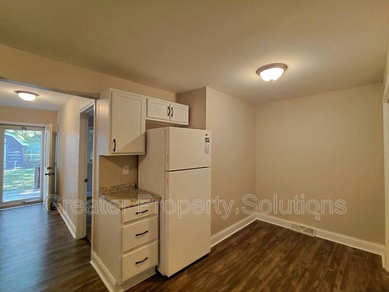 13949 Lauerman St - Photo 3 of 7