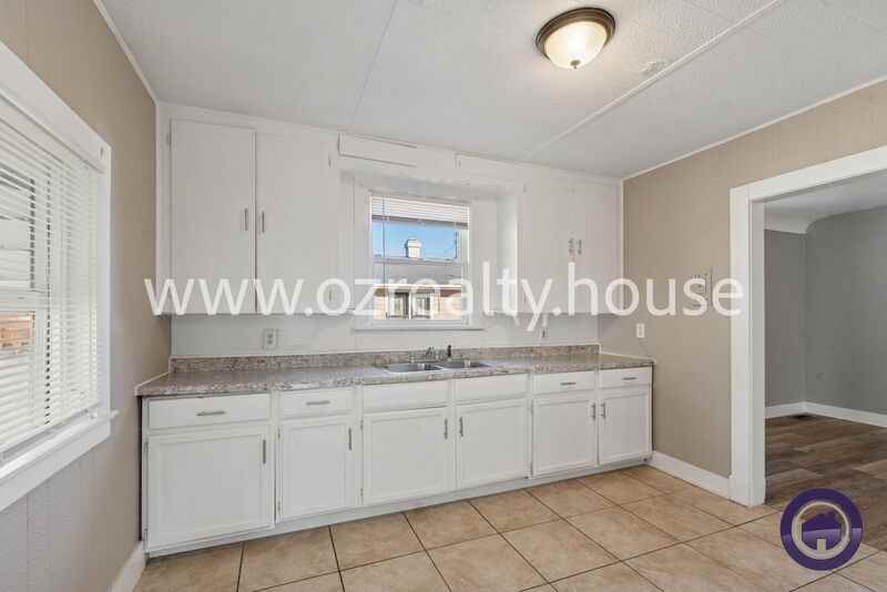 1005 Elysian Avenue - Photo 6 of 19