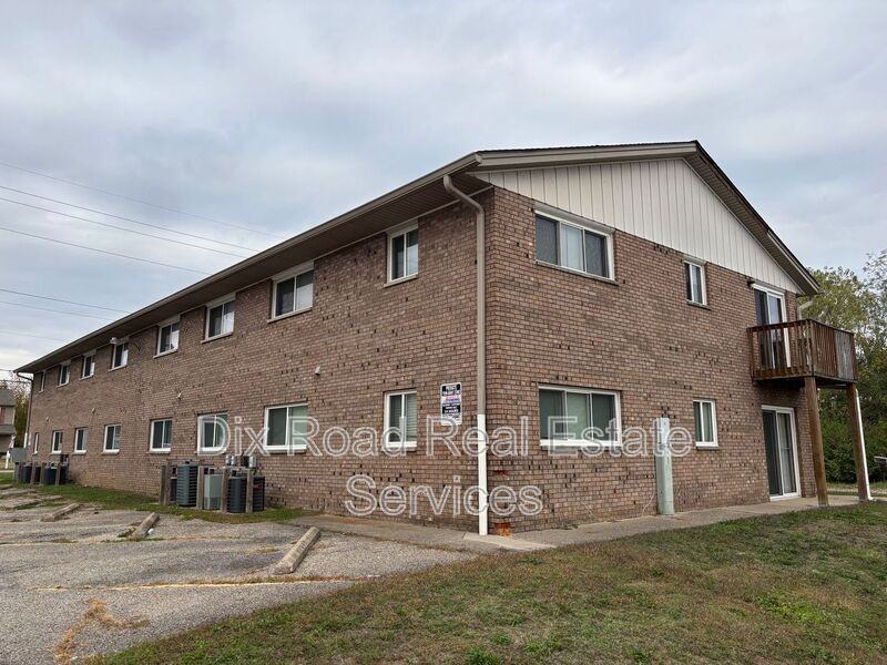 417 Sycamore Rd #A2 - Photo 4 of 15