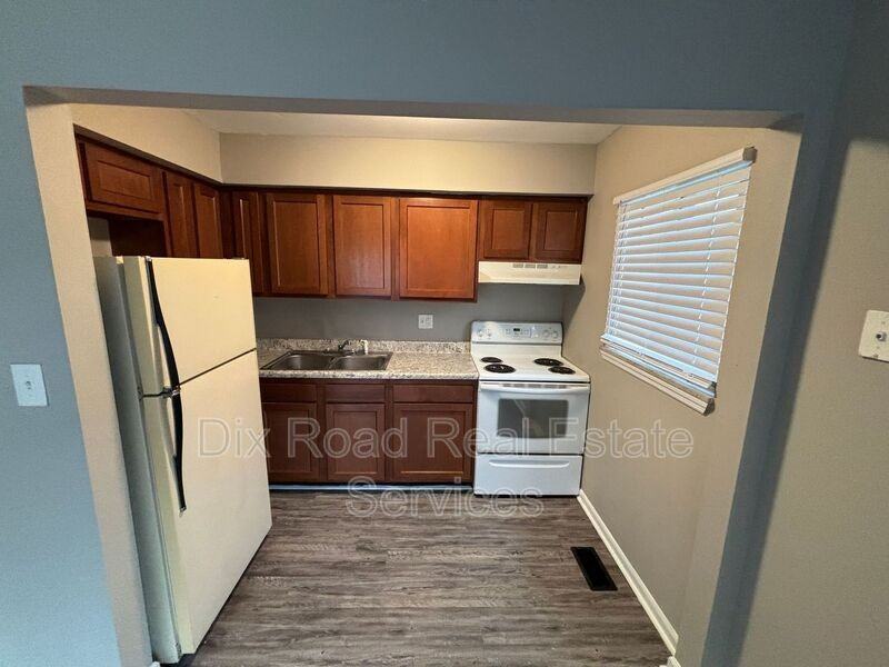 417 Sycamore Rd #A2 - Photo 7 of 15