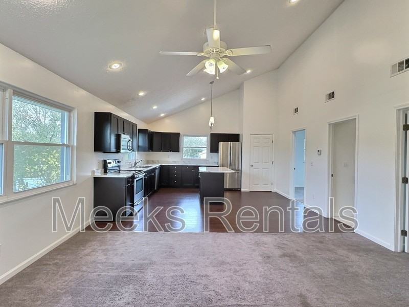 133 Hedrick Rd #12 - Photo 4 of 9