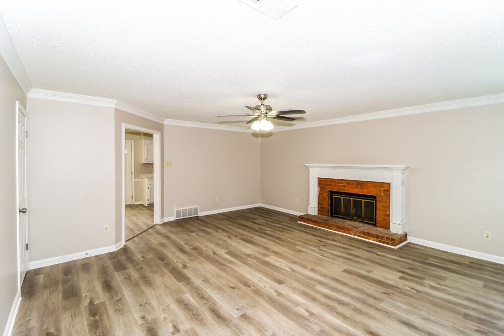 329 Locust Grove Drive - Photo 5 of 17