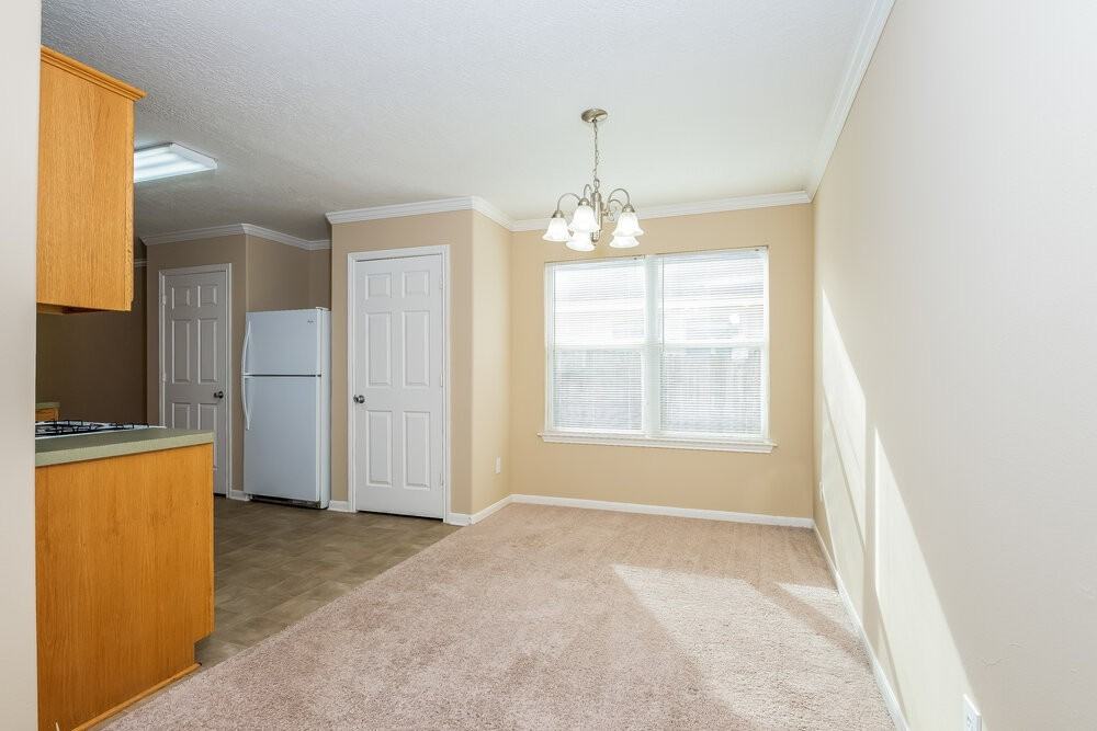 1014 Vera Cruz Dr - Photo 4 of 14