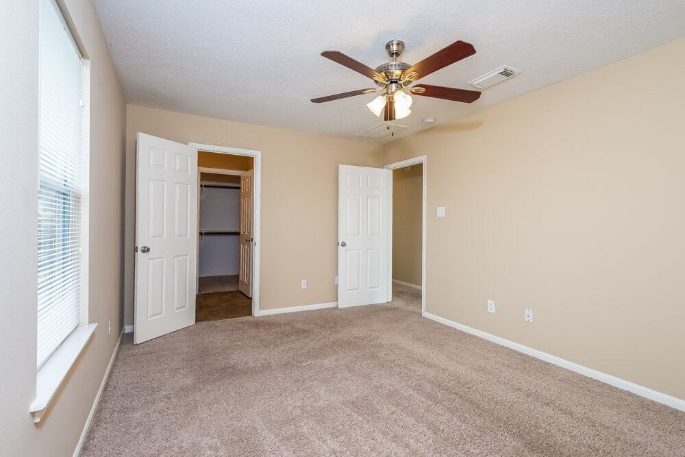 1014 Vera Cruz Dr - Photo 7 of 14