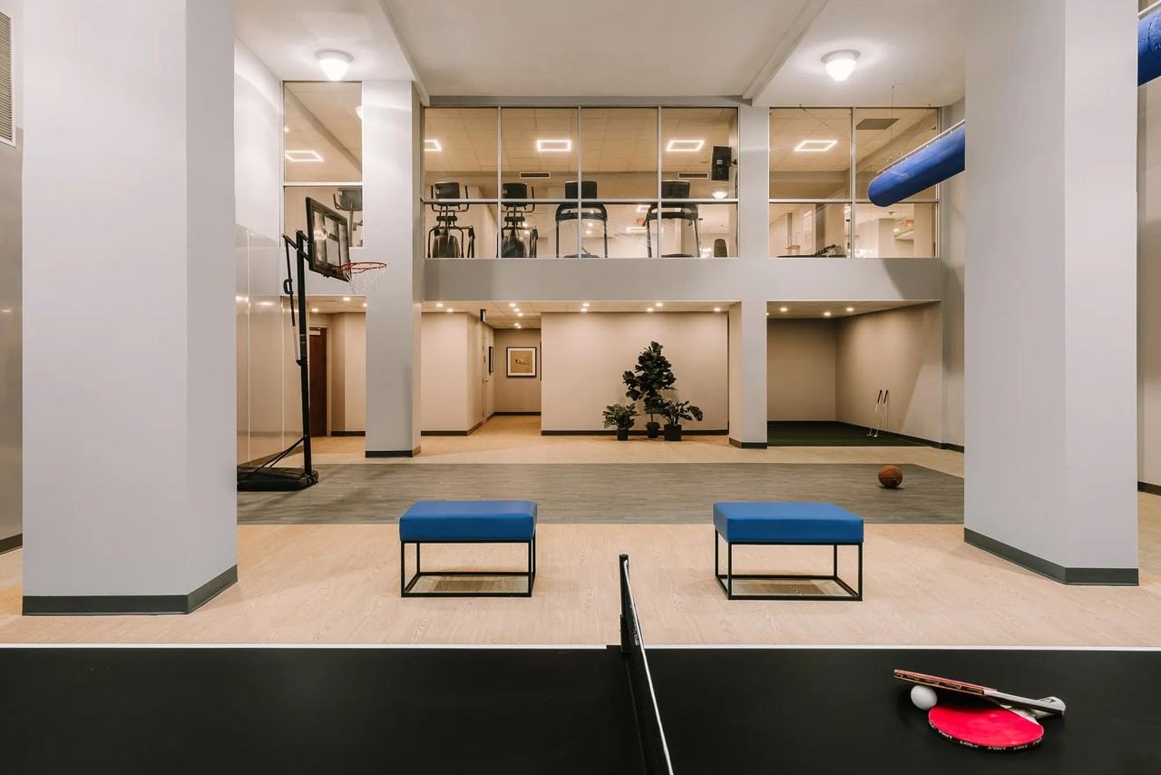 161 LAURIER - Photo 2 of 47