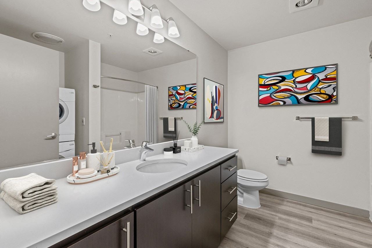 VIVA - Photo 5 of 29