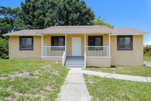 5218 6th St W - Photo 1 of 1