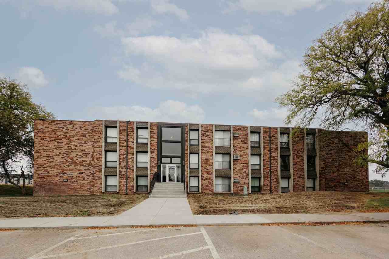 Atlas Pointe Apartments - Photo 4 of 50