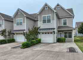 featured image of 101 E Maple Ridge Ct
