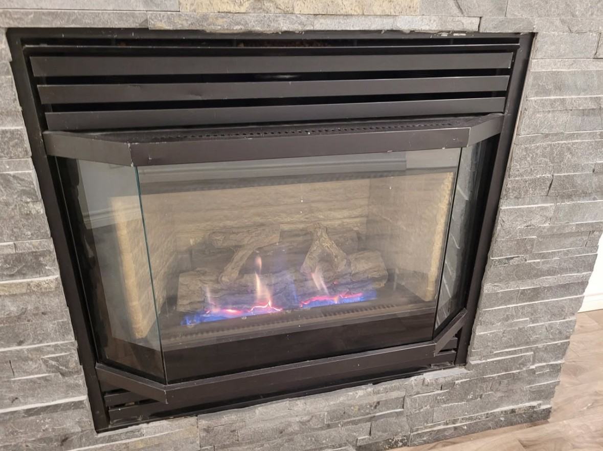 38 Clarendon Ave - Photo 6 of 10