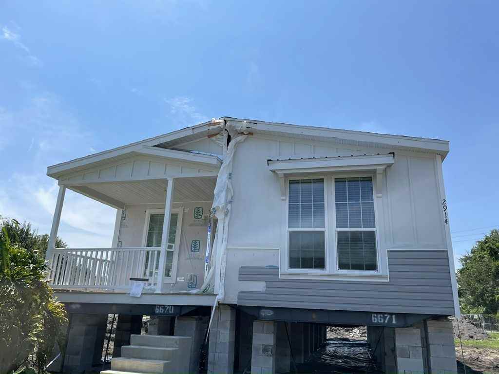 2914 Stallion Ct - Photo 3 of 36