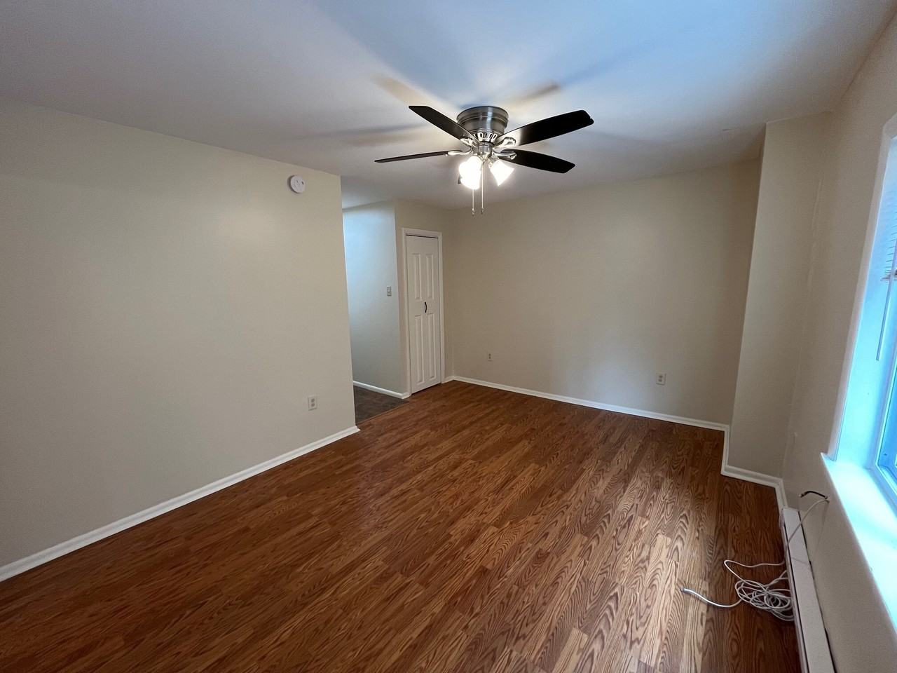 Thomas 6814 - Photo 3 of 13