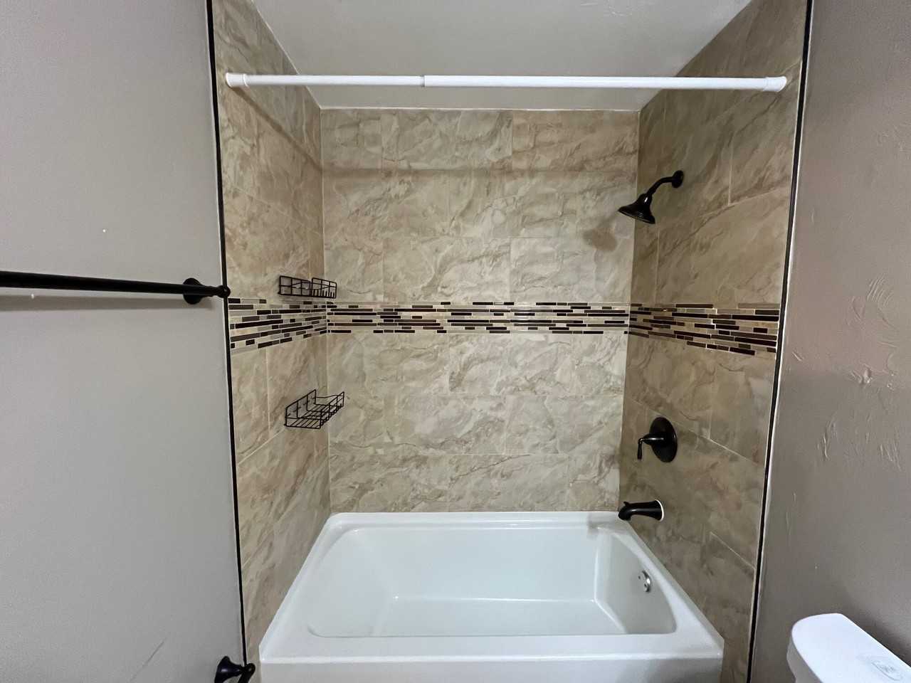 Thomas 6814 - Photo 7 of 13