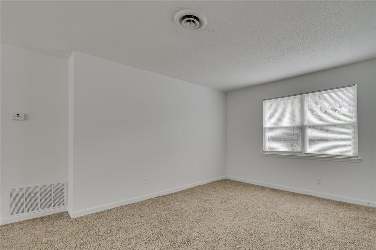 Annaberg Apartments - Photo 4 of 50