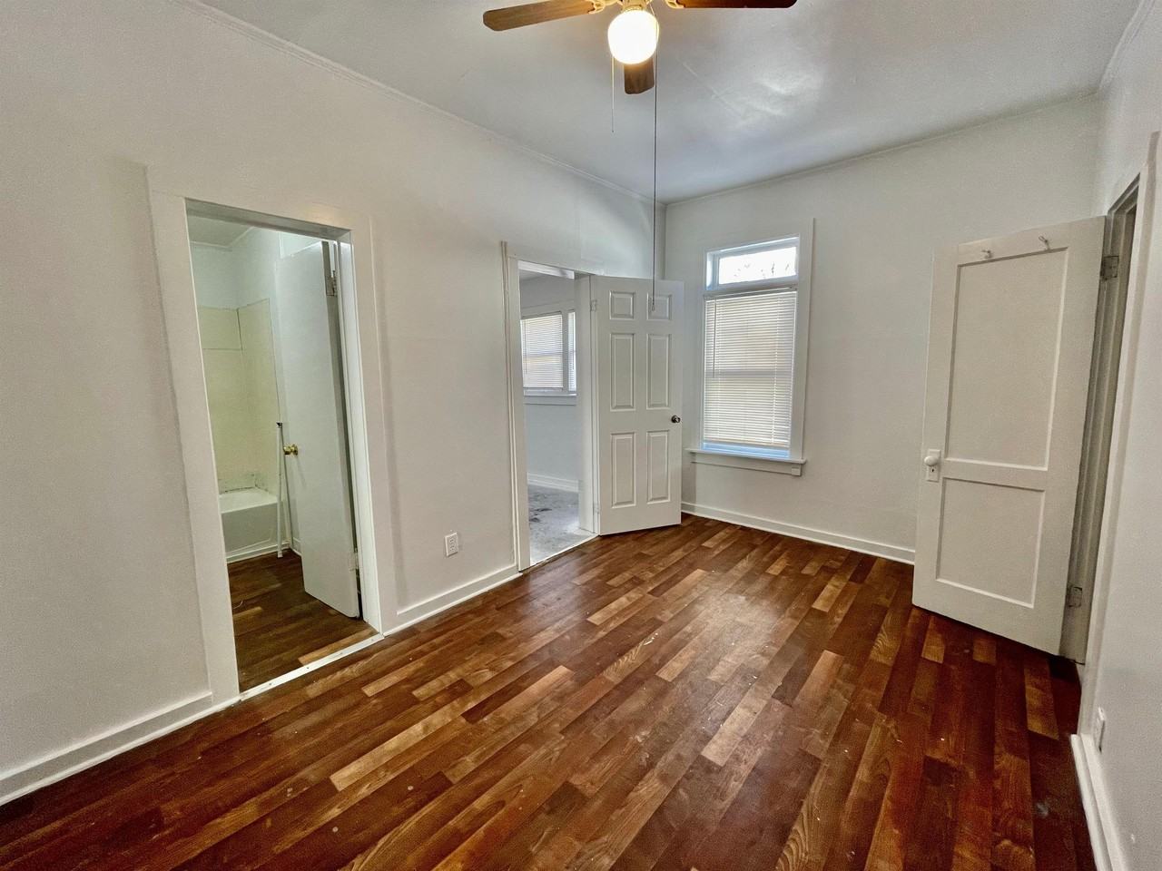 3946 Wyandotte Street - Photo 2 of 16