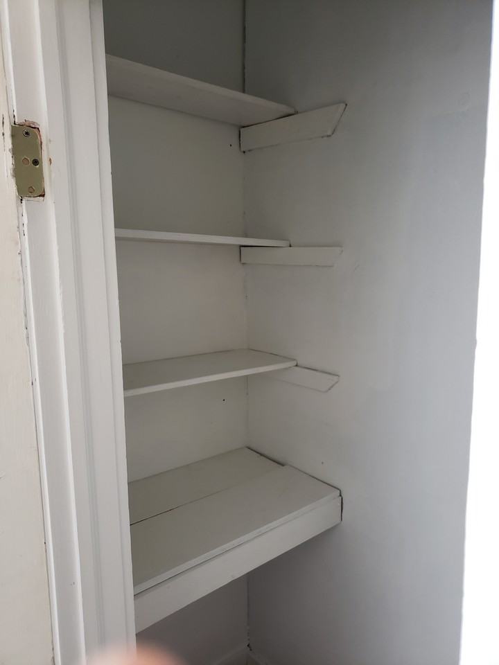 3946 Wyandotte Street - Photo 4 of 16