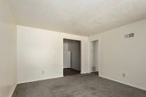 Ashton Court Apts - Photo 4 of 50