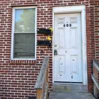 featured image of 608 West 6th Street