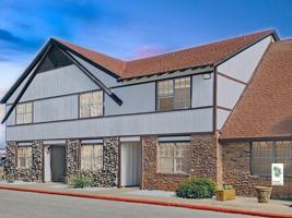 featured image of 3904 Englewood Cir