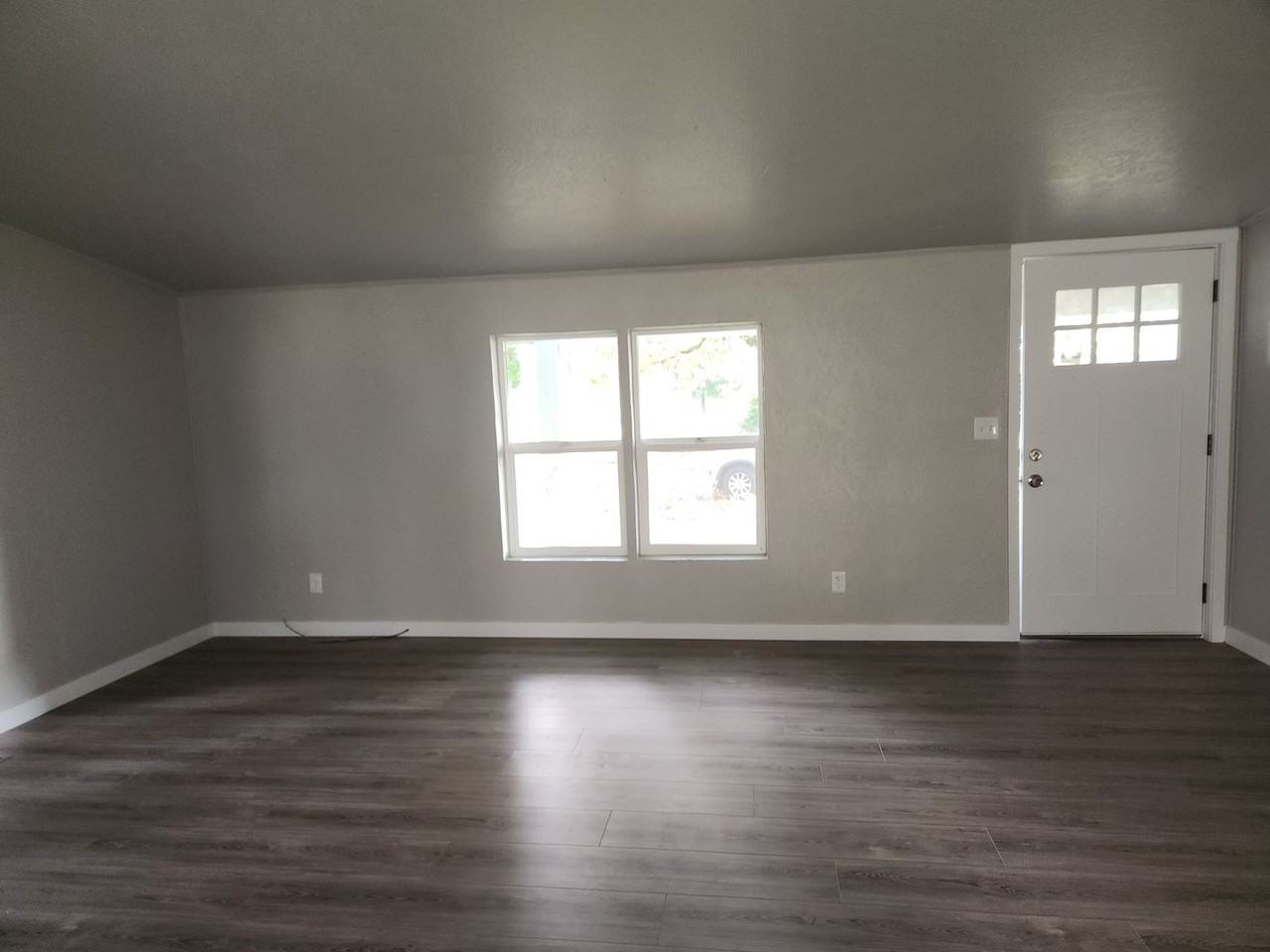 1490 42nd Ave - Photo 3 of 25