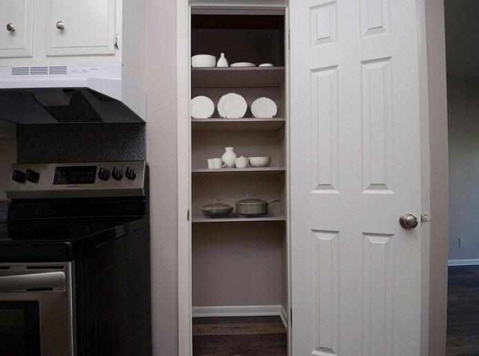 305 North 6th Street - Photo 4 of 50