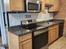 featured image of Western Ave #2B