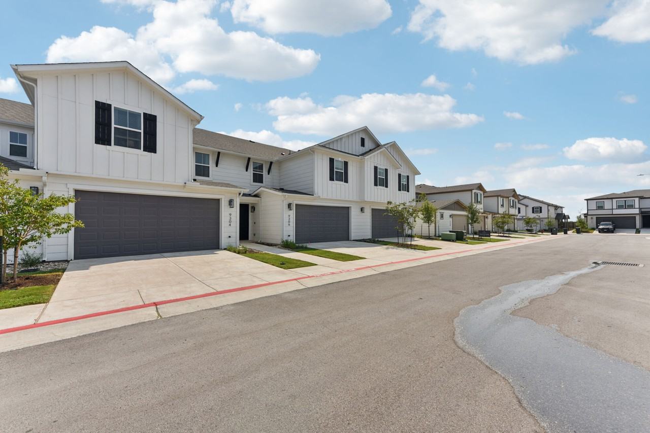 BB Living Easton Park - Photo 2 of 39