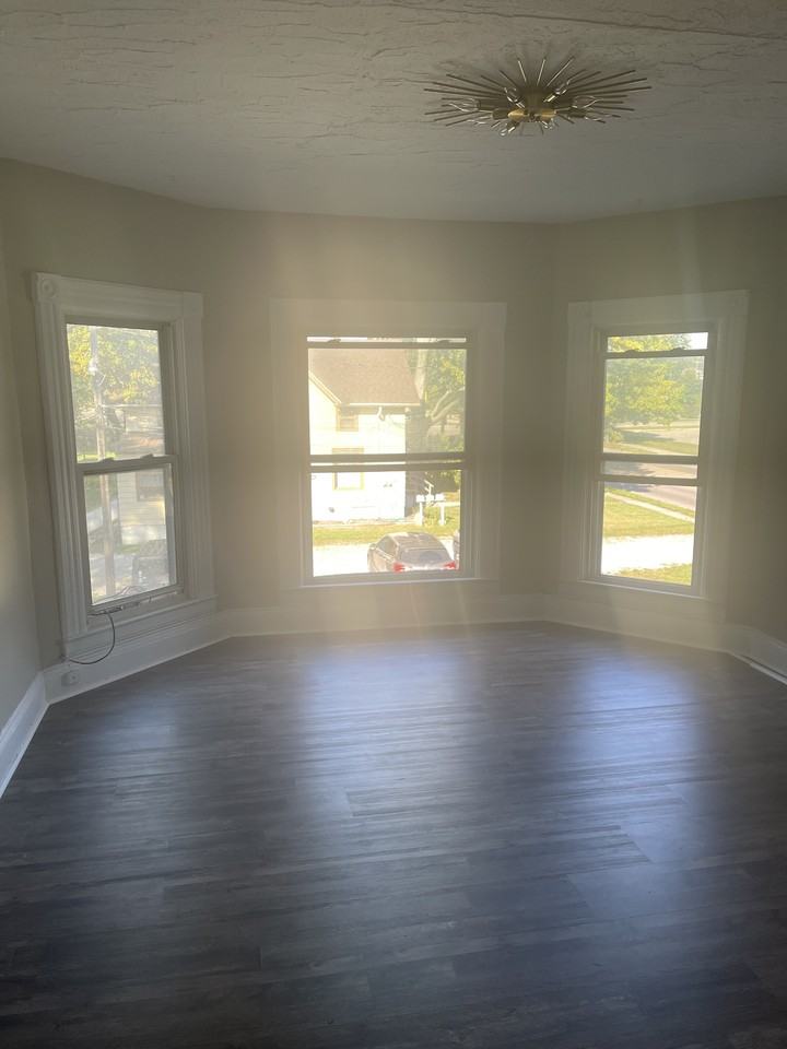 4233 Holt Road - Photo 3 of 28