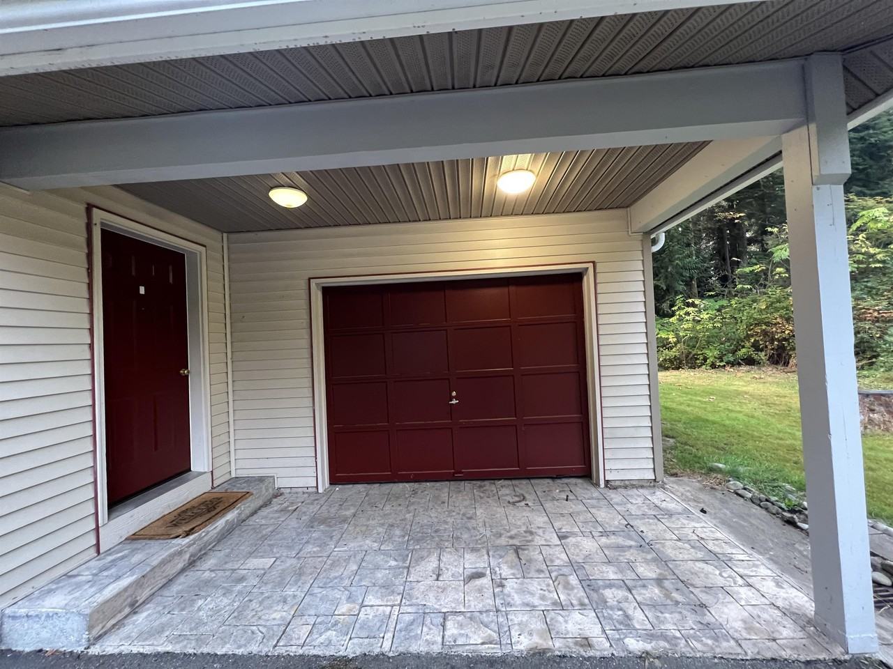 D4302-B - Photo 3 of 34