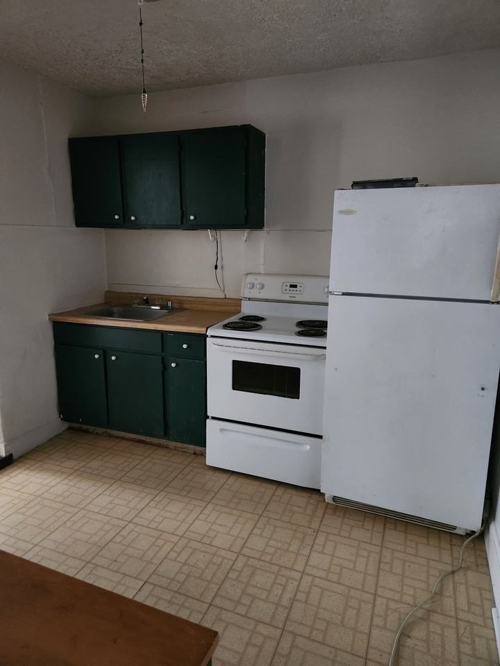 114 South Princess Street, Apt 1, Shepherdstown WV 25443 - Photo 2 of 7