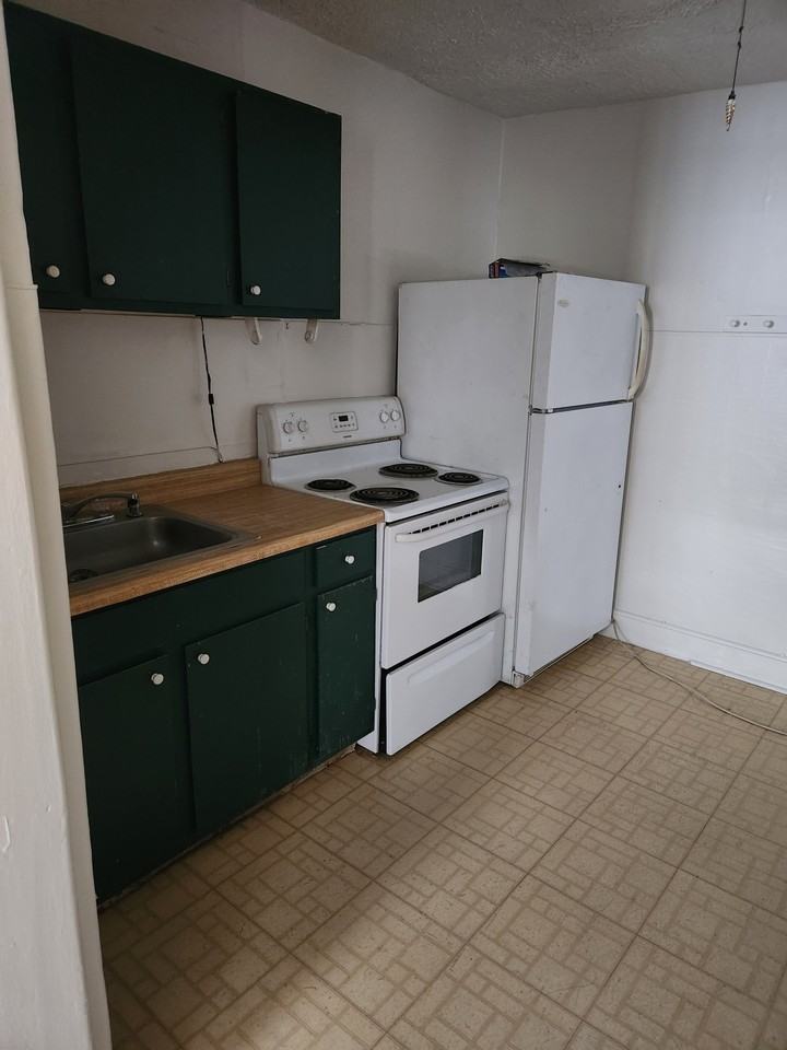 114 South Princess Street, Apt 1, Shepherdstown WV 25443 - Photo 3 of 7