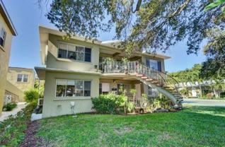 401 S Lakeside Dr - Photo 1 of 1