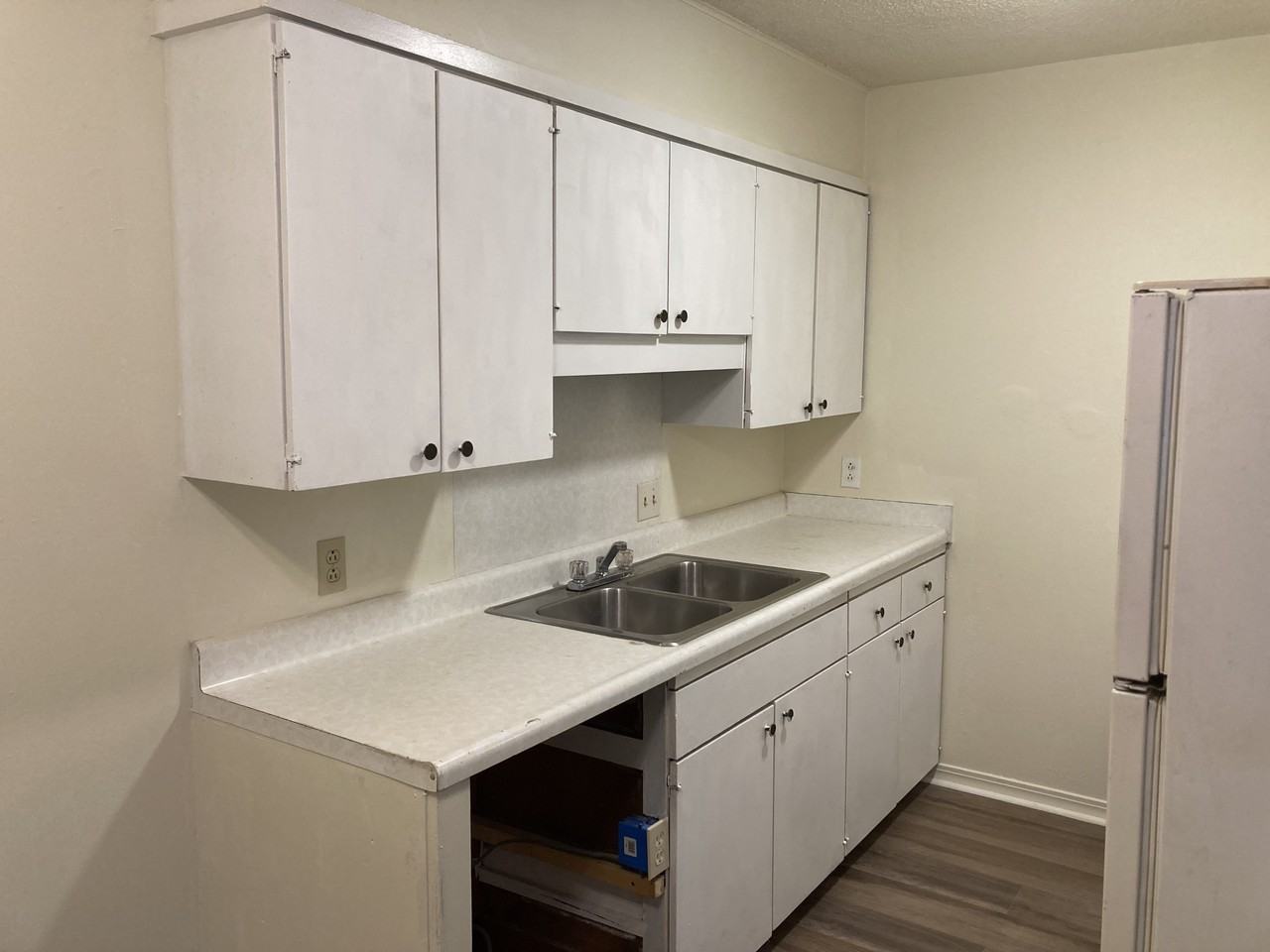 220 May Avenue - Photo 6 of 16