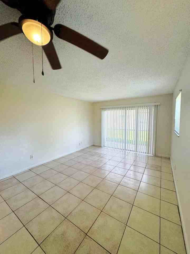 932 & 933 Kalmia - Photo 3 of 12