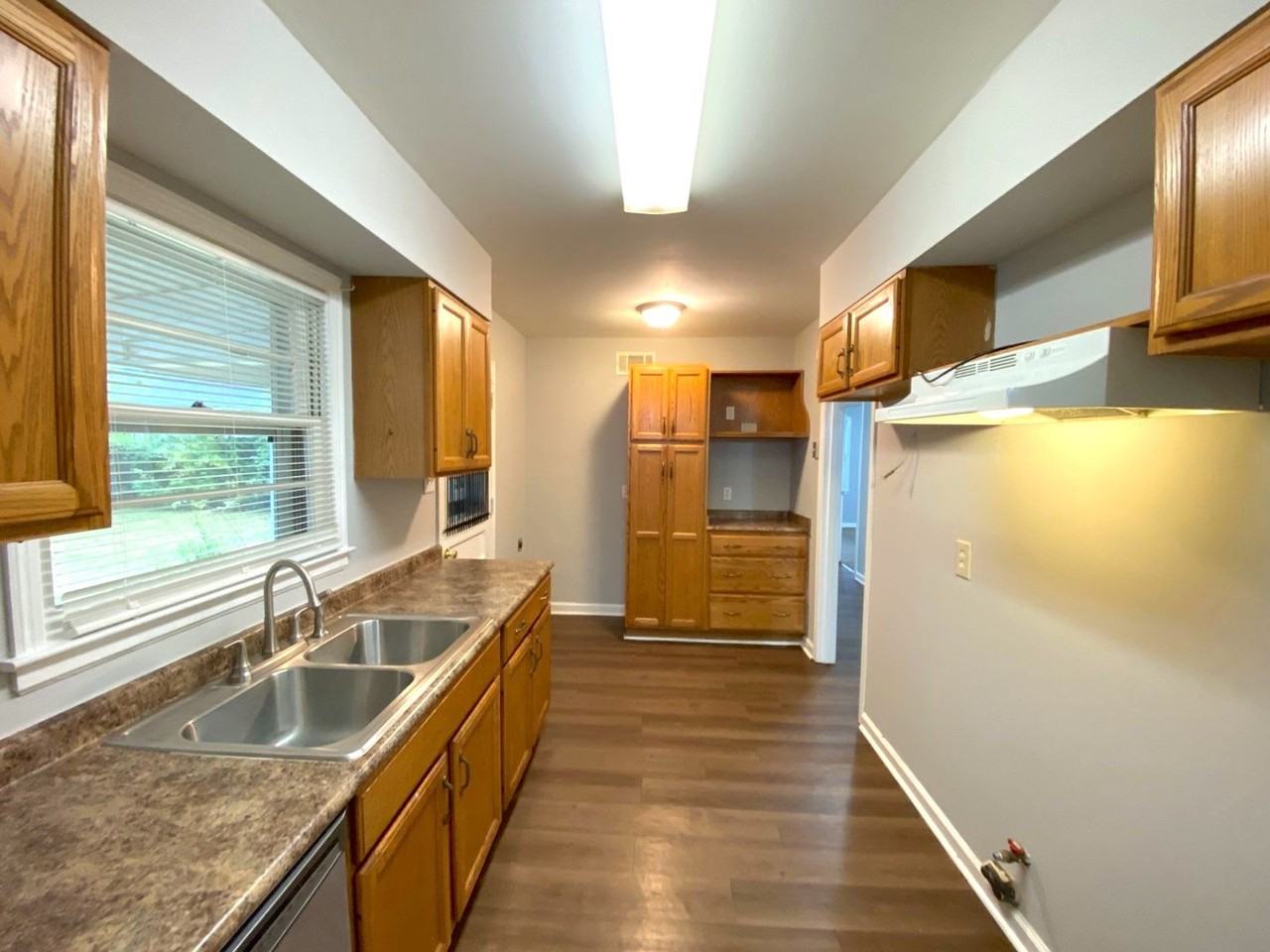 4224 Philsdale Ave - Photo 2 of 12