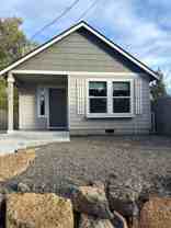 1538 Ne 5th St - Photo 1 of 1