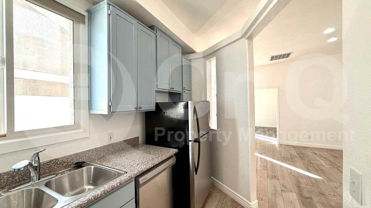 18019 North 40th Place #2 - Photo 6 of 10